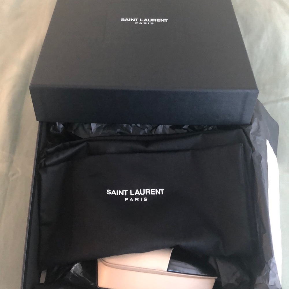 New YSL Janis pumps, never worn - Picture 8 of 8